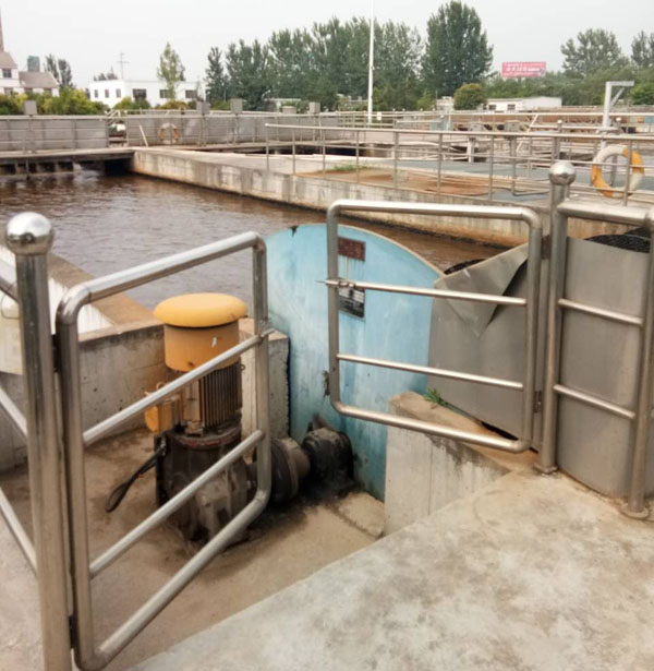 污水厂处理现场